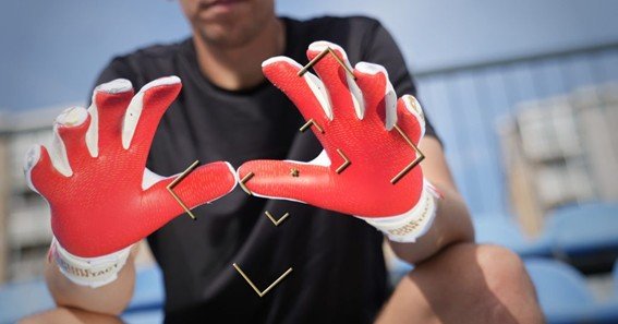 why do goalkeeper gloves don't have zippers